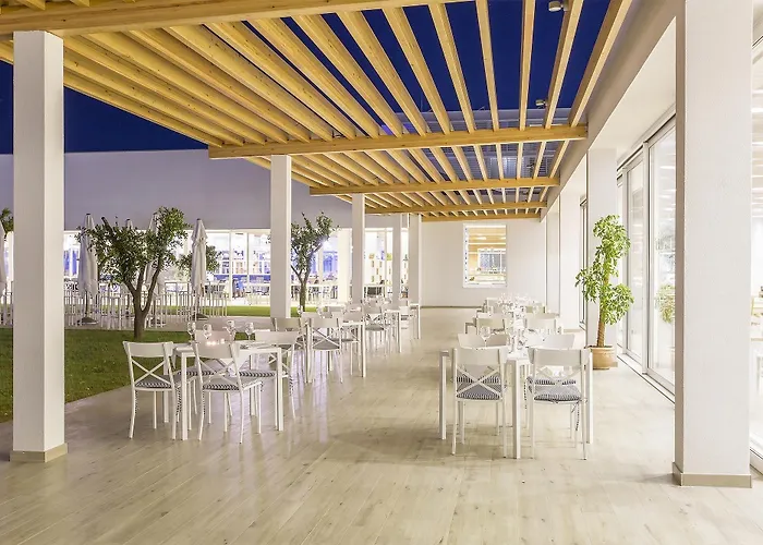 Amadria Park Jure 酒店 希贝尼克